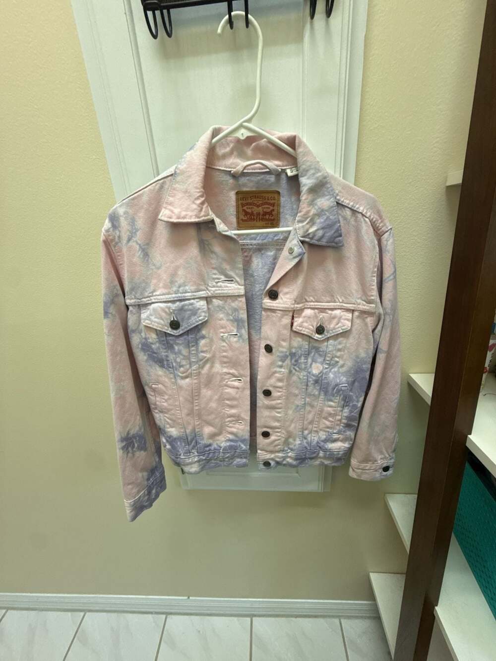 Levi's Women's Ex-Boyfriend Trucker Denim Jacket in Pink and Purple Tie Dye